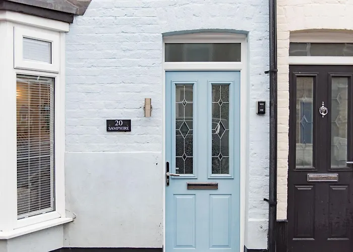 Samphire Cottage By Bloom Stays
